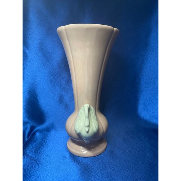 Vintage 1940's Pink Chadwick Chine Vase with White Swan Accents - Picture 2 of 7